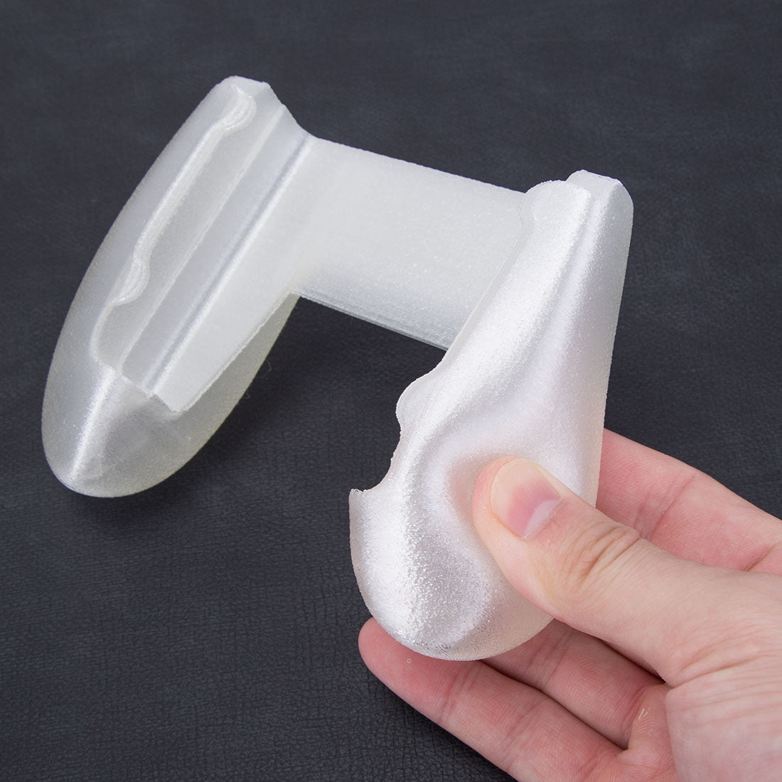 litnxt_3D_printed_flexible_handle_for_analogue_pocket_game_consoles_translucent_04